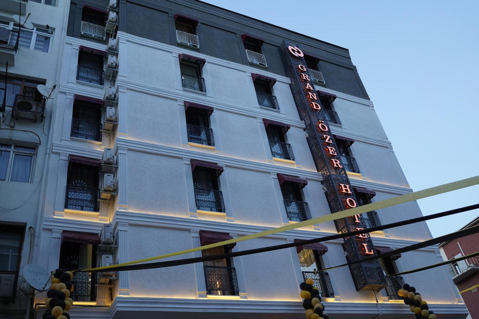 Grand Oezer Hotel Estambul Exterior foto